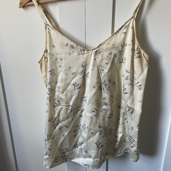 Vince cream and floral silk camisole XS - Picture 1 of 3
